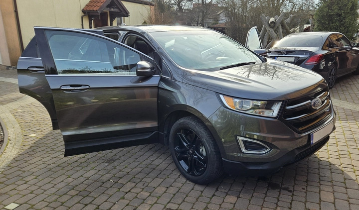 Ford EDGE cena 79900 przebieg: 124361, rok produkcji 2016 z Chocz małe 781